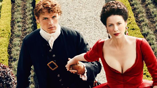 Outlander: Segunda temporada ganha novo trailer, data de estreia e belo cartaz