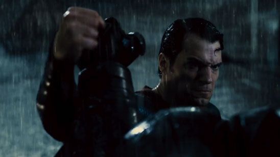 Imagem da notícia Batman vs Superman ganha seu trailer mais empolgante