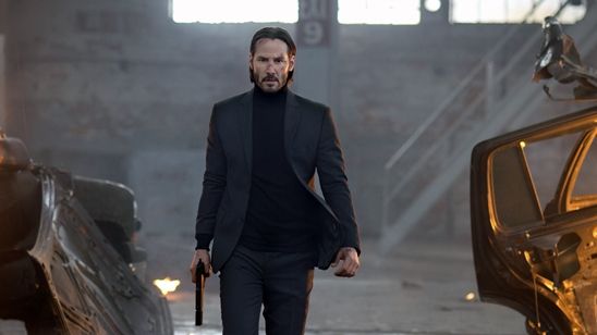 Imagem da notícia De Volta ao Jogo 2: Keanu Reeves conta mais sobre o personagem de Laurence Fishburne