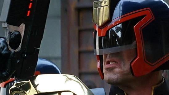 Imagem da notícia Rumor: Sylvester Stallone será o juiz Dredd em Guardiões da Galáxia 2?