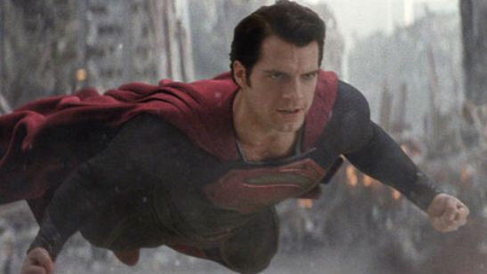 Henry Cavill justifica a destruição causada por Superman em O Homem de Aço