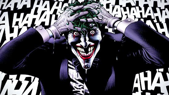 Imagem da notícia Mark Hamill divulga primeira imagem oficial do filme Batman - A Piada Mortal