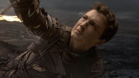 Miles Teller diz que Quarteto Fantástico sofreu "críticas injustas"