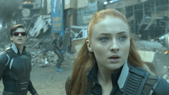 Imagem da notícia En Sabah Nur (sempre ele) e Jean Grey se destacam em novas imagens de X-Men: Apocalipse