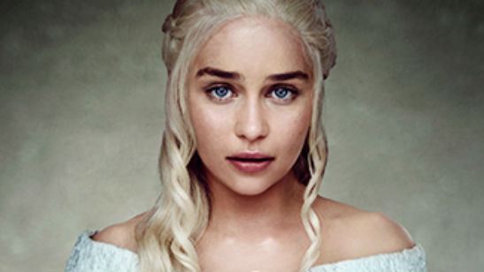 Emilia Clarke defende Game of Thrones diante de críticas sobre sexismo
