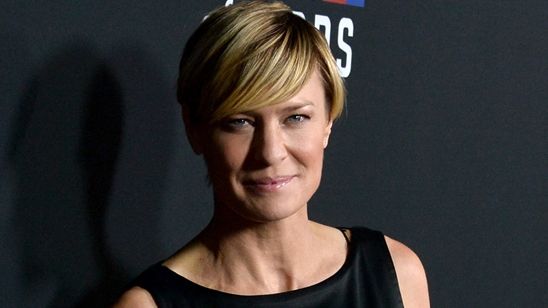 Imagem da notícia Robin Wright negocia para coestrelar Blade Runner 2!