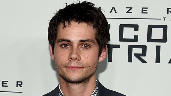 Imagem da notícia Giancarlo Esposito oferece atualização do estado de saúde do colega de elenco Dylan O'Brien