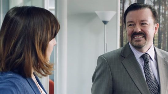 Imagem da notícia Ricky Gervais retoma seu papel de The Office no trailer de David Brent: Life On The Road