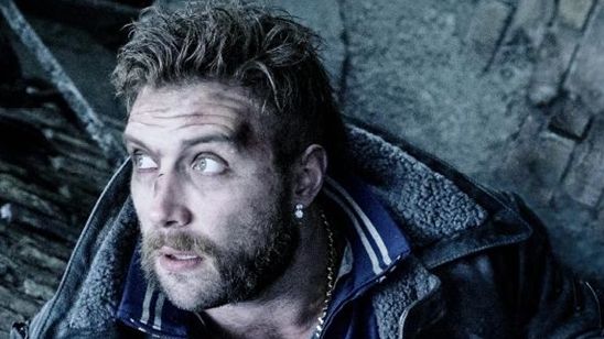 Imagem da notícia "Não acredite em tudo que lê", alerta Jai Courtney sobre os rumores de inclusão de mais humor em Esquadrão Suicida
