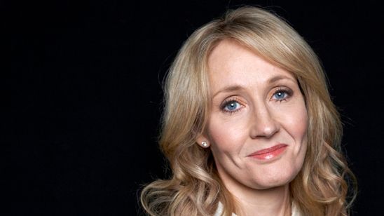 Imagem da notícia J.K. Rowling explica a conexão entre Newt Scamander e Dumbledore em Animais Fantásticos e Onde Habitam