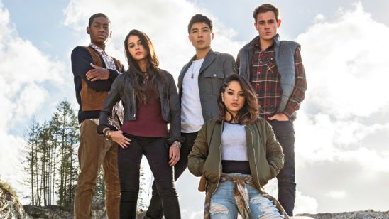 Imagem da notícia Reboot de Power Rangers ganha logo oficial