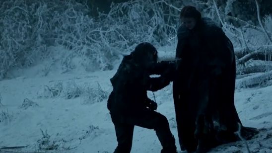 Imagem da notícia Sansa e Theon em fuga no novo clipe de Game of Thrones