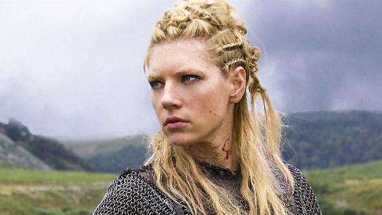 A Torre Negra escala musa de Vikings, Katheryn Winnick