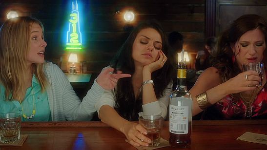 Mila Kunis confronta cartilha materna de Christina Applegate em novo trailer de Bad Moms