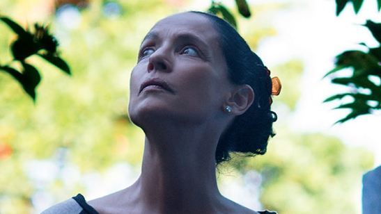 Cannes 2016: Aquarius, de Kleber Mendonça Filho, ganha primeiro cartaz oficial com Sônia Braga