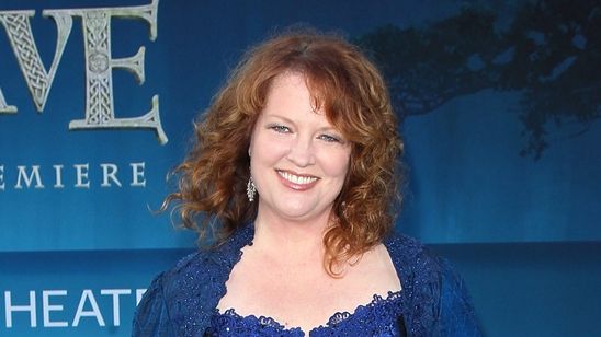 Imagem da notícia Diretora de Valente vai comandar live-action que mistura Peter Pan e Alice no País das Maravilhas