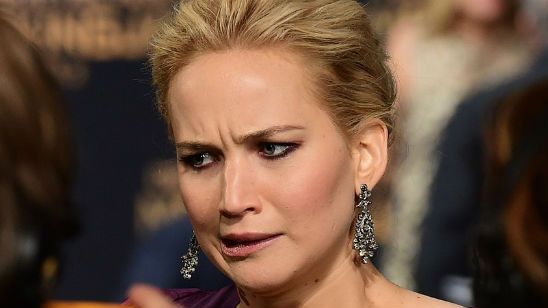 Imagem da notícia Jennifer Lawrence revela momento constrangedor que teve ao lado de Harrison Ford e J.J. Abrams