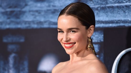 Imagem da notícia Mais uma concorrente! Emilia Clarke revela que também quer ser Jane Bond