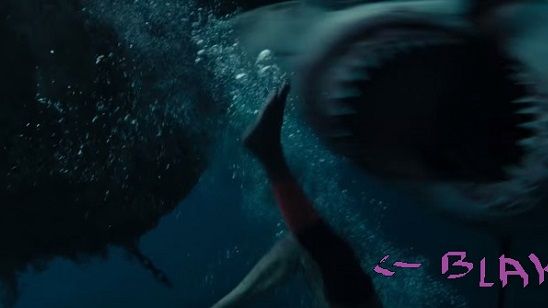 Imagem da notícia Praia dos sonhos vira pesadelo sangrento no mais recente trailer de Águas Rasas, estrelado por Blake Lively