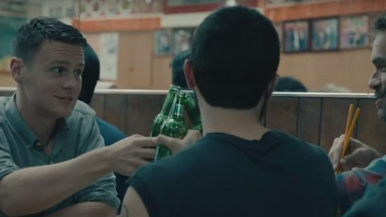 Imagem da notícia Looking: O Filme ganha trailer e leva Patrick de volta a São Francisco