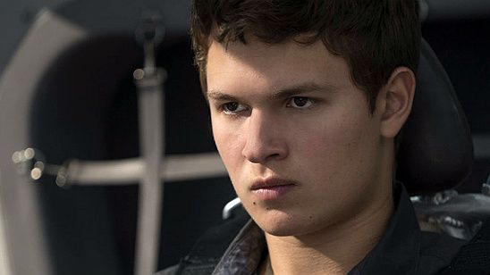 Imagem da notícia Ansel Elgort negocia com a Warner para estrelar Dungeons & Dragons