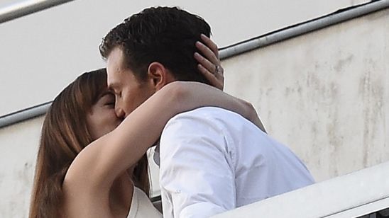 Imagem da notícia Cinquenta Tons de Liberdade: Gravações são finalizadas com Anastasia e Christian Grey em clima de romance