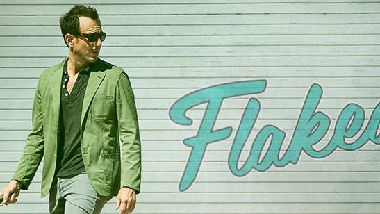 Netflix renova Flaked para a segunda temporada