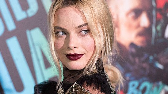 Imagem da notícia Margot Robbie vai estrelar o drama de época Queen of the Air