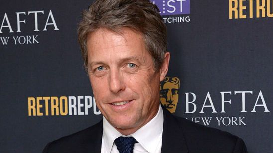 Imagem da notícia Hugh Grant revela que tem ataques de pânico ao atuar desde Um Lugar Chamado Notting Hill