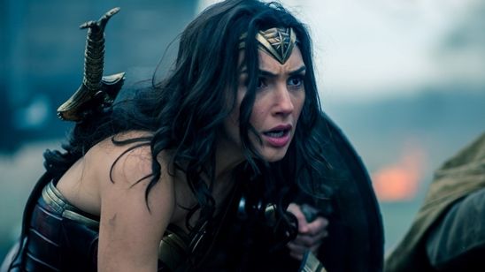 Imagem da notícia Mulher-Maravilha: Patty Jenkins rebate acusações de que o filme seria 'uma bagunça'