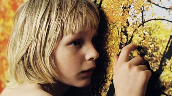 Imagem da notícia Deixe Ela Entrar: Série baseada no terror sueco está em desenvolvimento na TNT