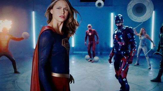 Arrow, The Flash, Supergirl e Legends of Tomorrow se encontram em novo vídeo do Clube da Luta dos Super-Heróis