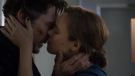 Imagem da notícia Benedict Cumberbatch manipula o tempo em novo comercial de Doutor Estranho