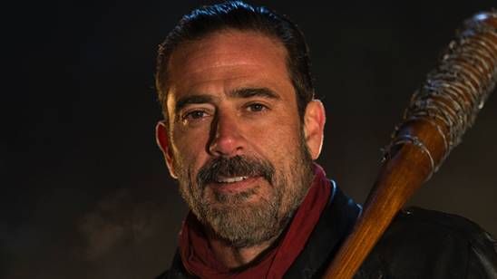 Imagem da notícia The Walking Dead: Jeffrey Dean Morgan comenta que Negan deve matar mais de um na estreia da sétima temporada