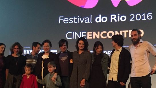 Festival do Rio 2016: Denise Fraga, Karine Telles e o "filme de guerrilha" Fala Comigo