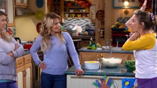 Imagem da notícia Fuller House: Trailer da segunda temporada é cheio de romances, festas e New Kids on The Block!