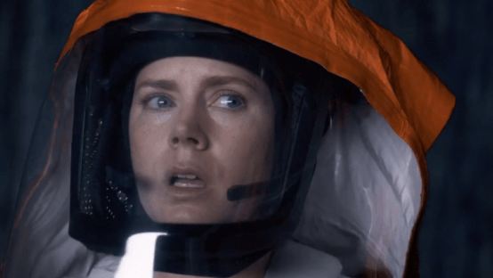 A Chegada: Confira o momento em que personagem de Amy Adams entra na nave dos ET's (Exclusivo)