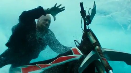 Imagem da notícia Vin Diesel pilota uma moto embaixo d'água no novo trailer de xXx: Reativado