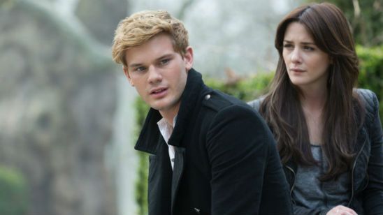 Imagem da notícia Lançamento de Fallen é antecipado