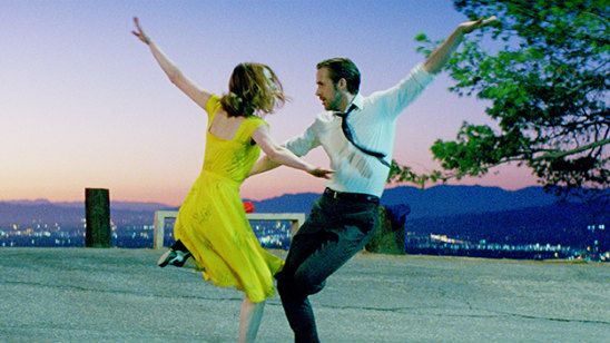 Imagem da notícia Ouça o dueto de Emma Stone e Ryan Gosling para o musical La La Land - Cantando Estações