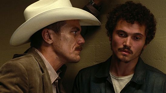 Imagem da notícia Jake Gyllenhaal busca a verdade por trás de um crime em cena de Animais Noturnos (Exclusivo)