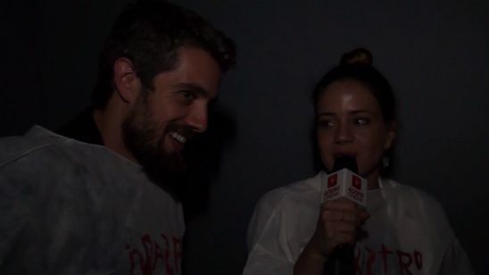 Imagem da notícia Comic Con Experience 2016: Leandra Leal e Rafael Cardoso relembram clima das filmagens do terror O Rastro, coprodução com os EUA (Exclusivo)