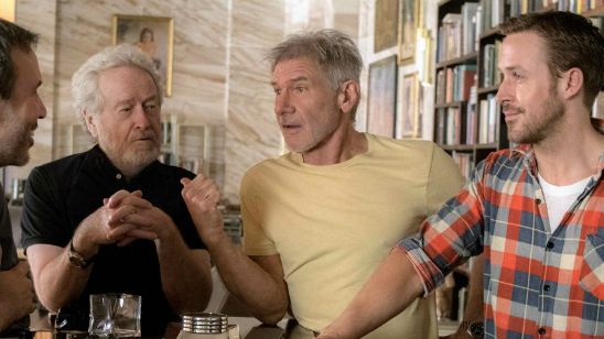 Imagem da notícia Harrison Ford acidentalmente dá um soco na cara de Ryan Gosling em filmagens de Blade Runner 2049