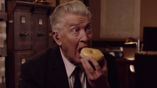 Imagem da notícia Twin Peaks: David Lynch vai atuar na terceira temporada