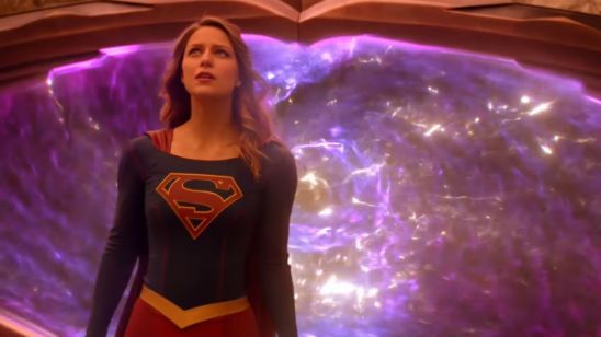 Supergirl corre perigo em trailer da segunda temporada