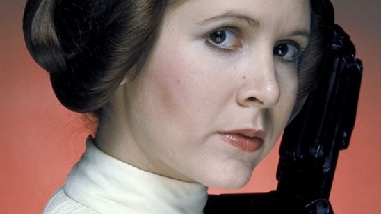 Imagem da notícia Fãs fazem petição para que Leia seja oficializada como Princesa da Disney