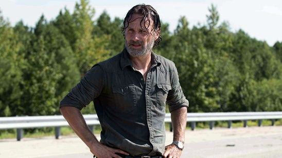 Imagem da notícia The Walking Dead divulga novas fotos e sinopse detalhada do retorno da temporada