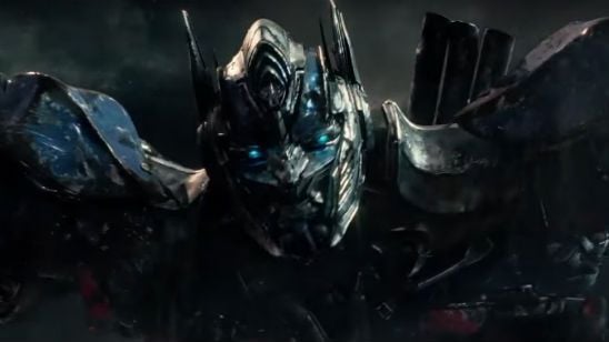 Novo comercial de TV de Transformers: O Último Cavaleiro anuncia briga entre homens e máquinas