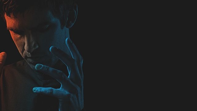 Imagem da notícia Legion mantém o visual psicodélico em novas imagens dos personagens