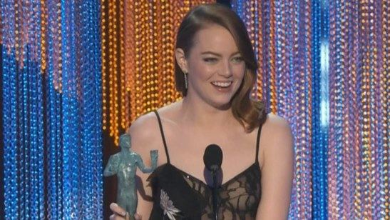 SAG Awards 2017: Emma Stone, Denzel Washington e Stranger Things são premiados em noite repleta de surpresas!